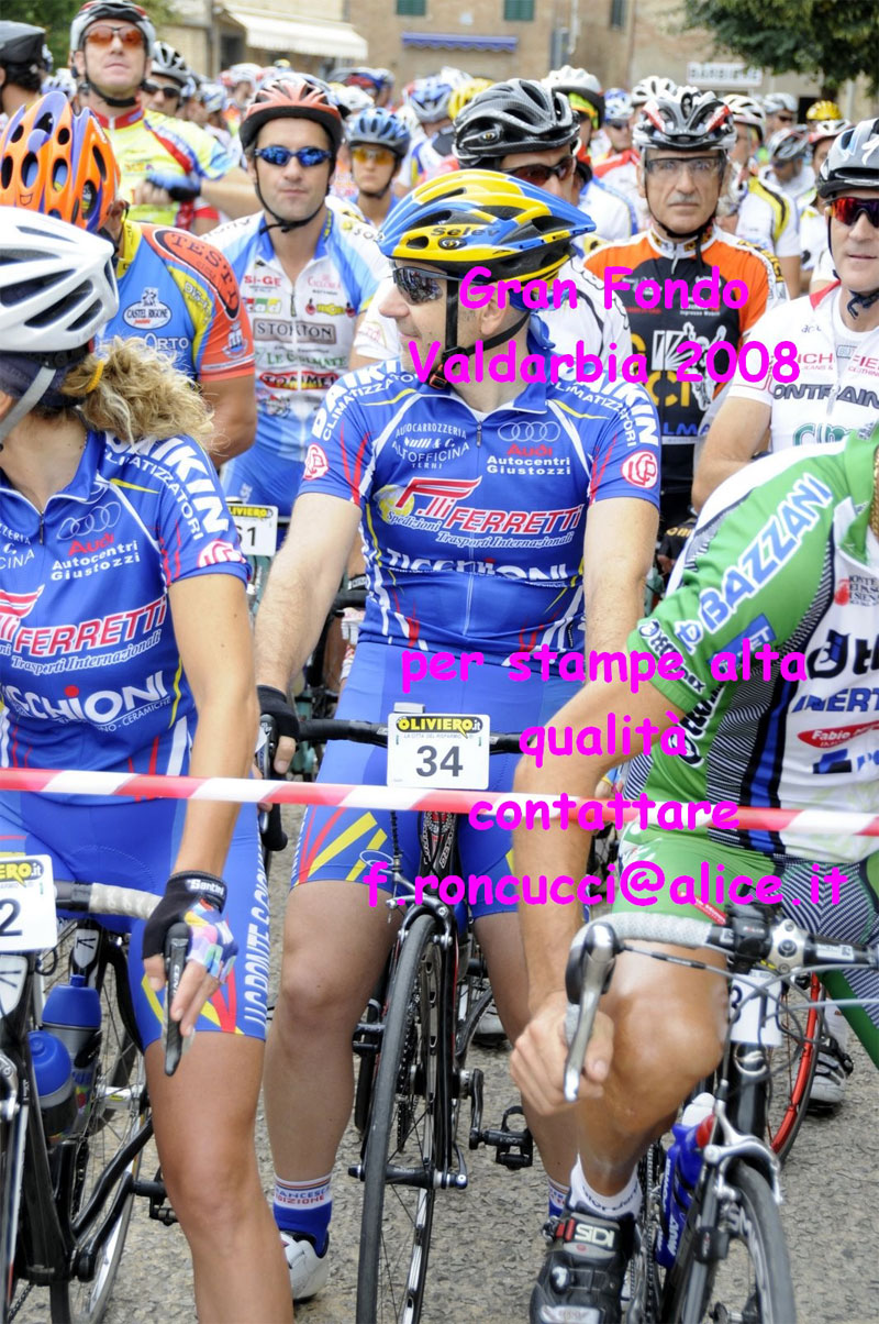 gal/2008/11 - GF della Valdarbia/02 - Partenza/_DSC5808-01.jpg